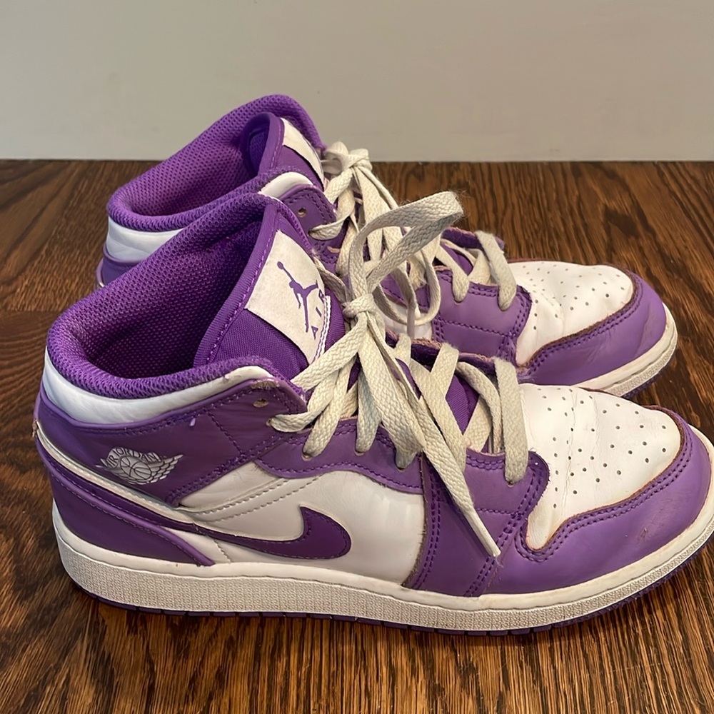 Nike Air Jordan 1 Mid Purple/White -Size 6Y